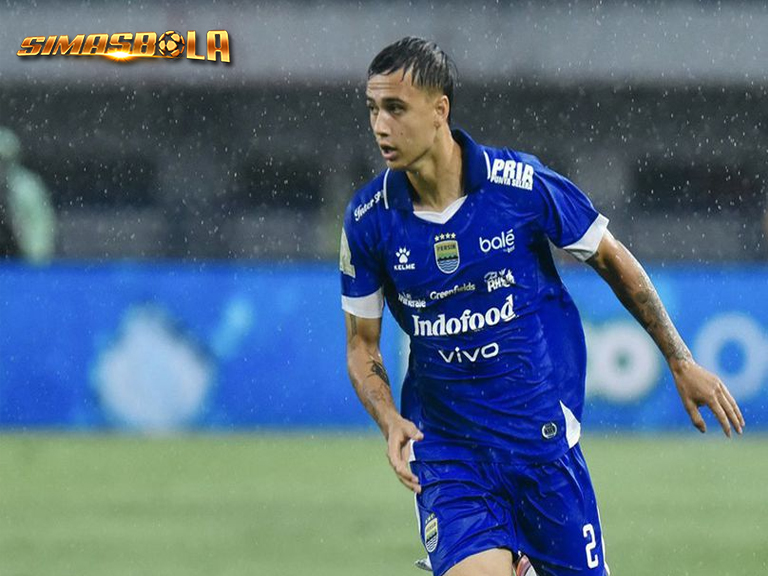 Eliano Reijnders, Mesin Serbabisa Persib Bandung di Tangan Bojan Hodak