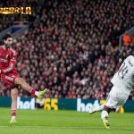 Kontroversi Liverpool vs Real Madrid: Mengapa The Reds Tak Dapat Penalti Usai Handball Tchouameni?