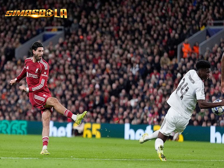 Kontroversi Liverpool vs Real Madrid: Mengapa The Reds Tak Dapat Penalti Usai Handball Tchouameni?