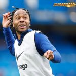 Gokil! Raheem Sterling Hadapi Perampok Bersenjata di Rumahnya, Selamatkan Keluarga dengan Tindakan Berani