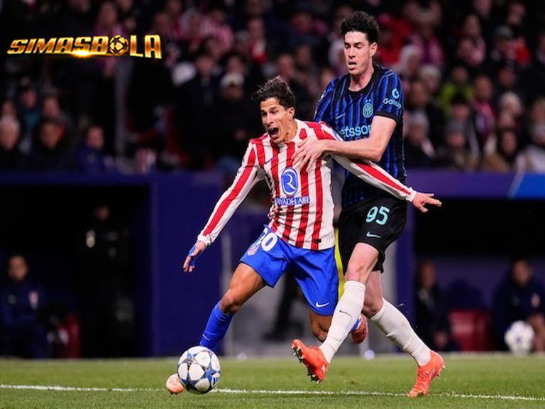 Curhat Pilu Yann Bisseck Usai Inter Ditekuk Atletico: Sakitnya Tuh di Sini!