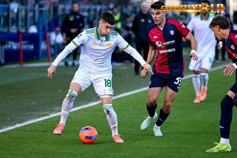 Hasil Cagliari vs Roma: 10 Pemain Serigala Ibu Kota Tumbang di Sardinia, Gagal Ambil Alih Capolista