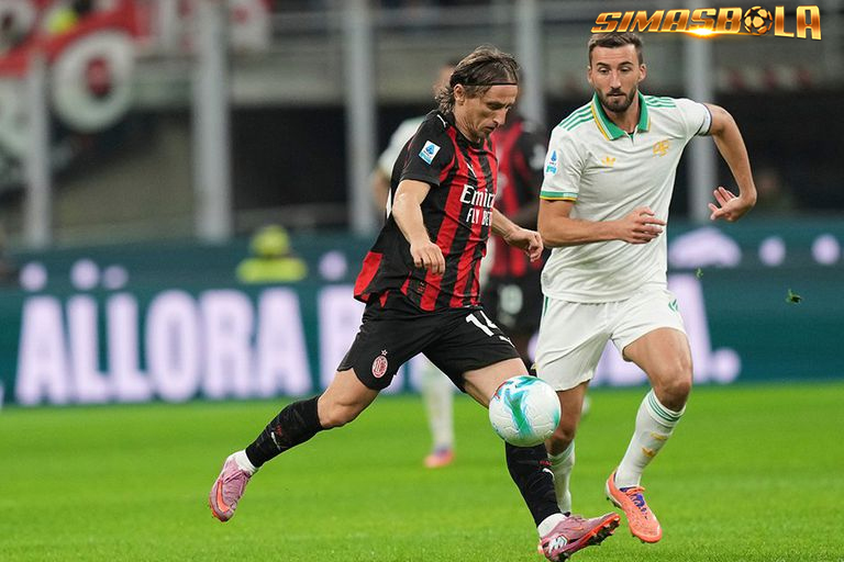 Cerdik! AC Milan Akan Manfaatkan Luka Modric Untuk Bantu Datangkan Pengganti Mike Maignan