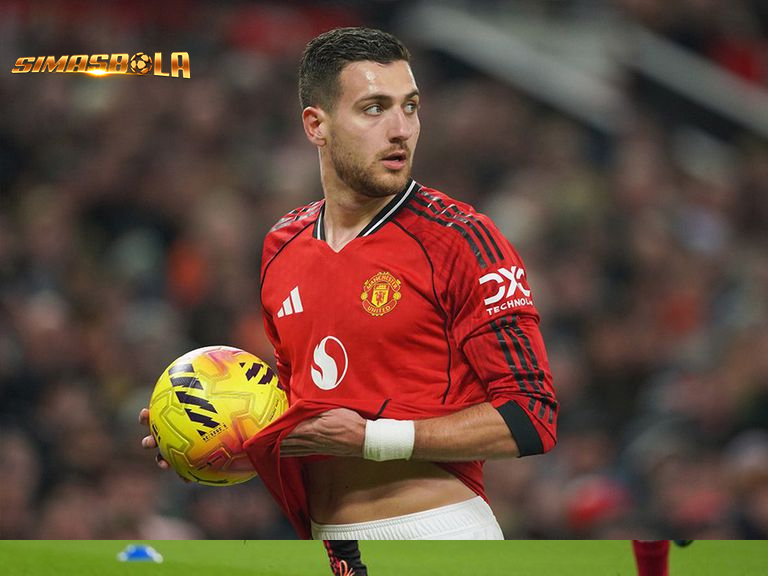 Ruben Amorim Keluhkan Performa Wingback MU, Begini Kata Diogo Dalot